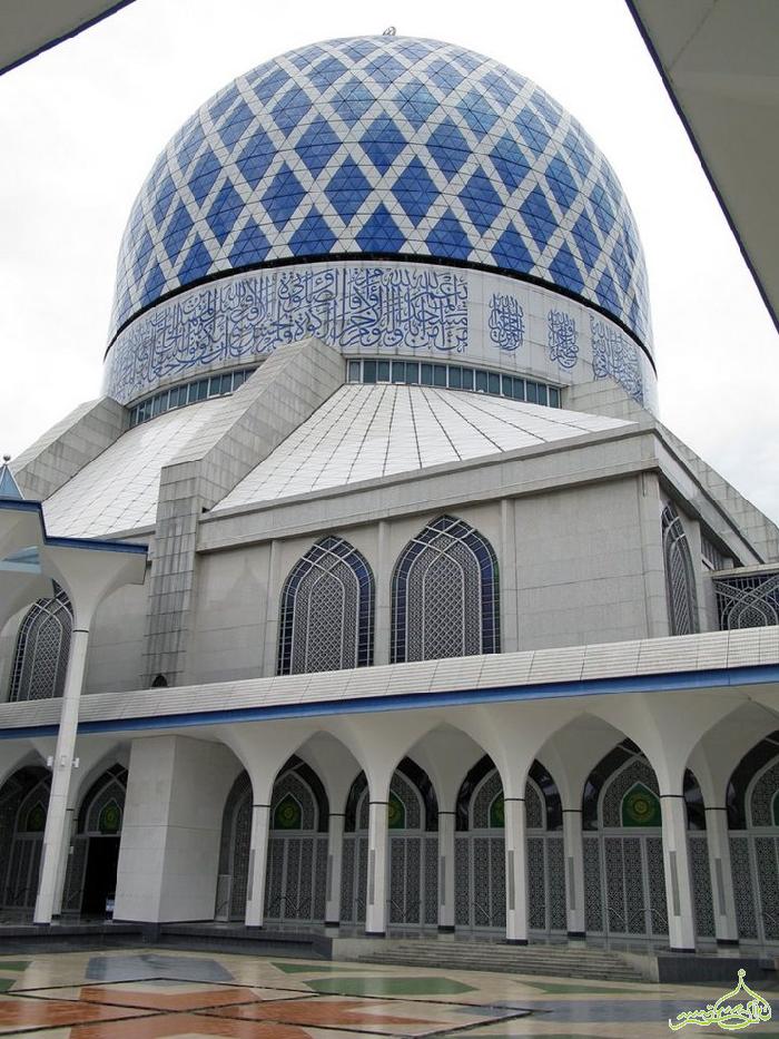 Masjid Sultan Salahudin Abdul Aziz Shah (Masjid Biru)